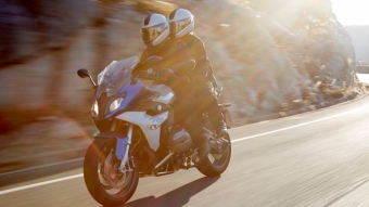 BMW R 1200 RS - Roshaus