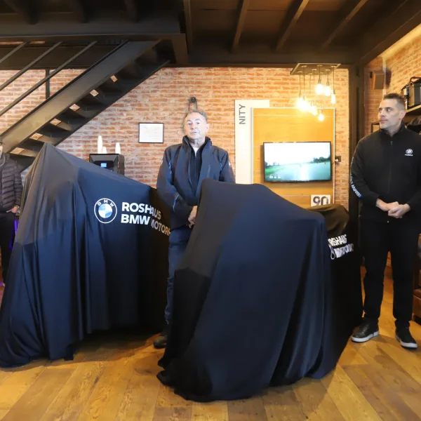 PRESENTACION NUEVAS S1000